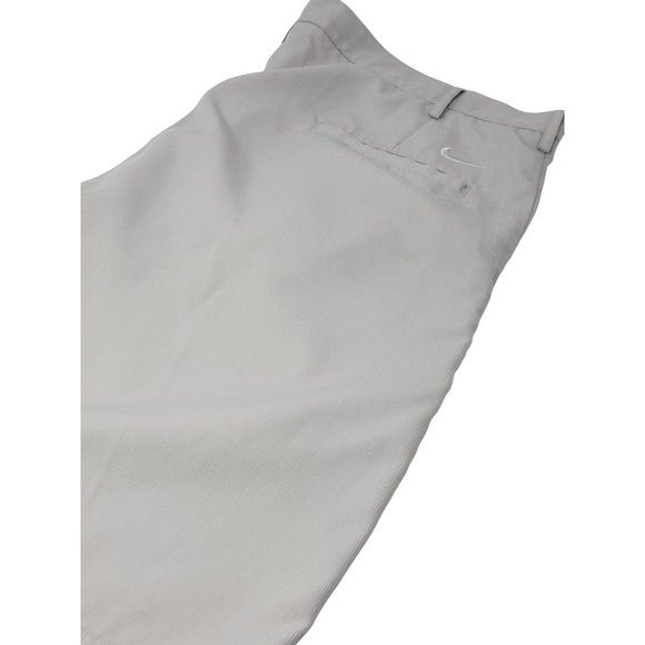 Nike Golf Pleated‎ Golf Shorts Size 40 Chino Khaki Pockets - Picture 1 of 6